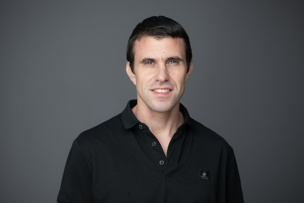 Calm therapeutic session with child